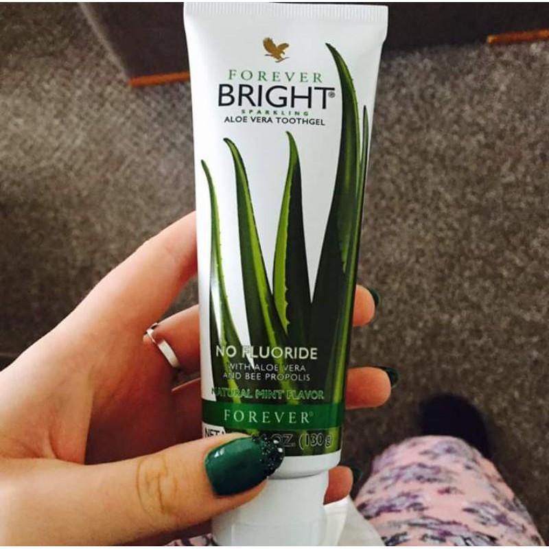 kem đánh răng forever Bright Toothgel