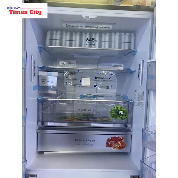 Tủ lạnh Panasonic Inverter 495 lít NR-CW530XMMV mặt gương sang trọng