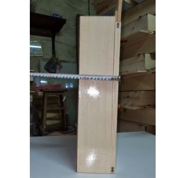Tủ thuốc y tế treo tường gỗ cho gia đình, công sở, trường học