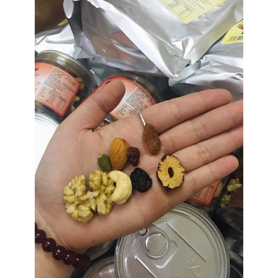Hạt mix nuts 8 loại hạt giàu dinh dưỡng túi 500g, hỗ trợ giảm cân, cải thiện hệ tiêu hoá