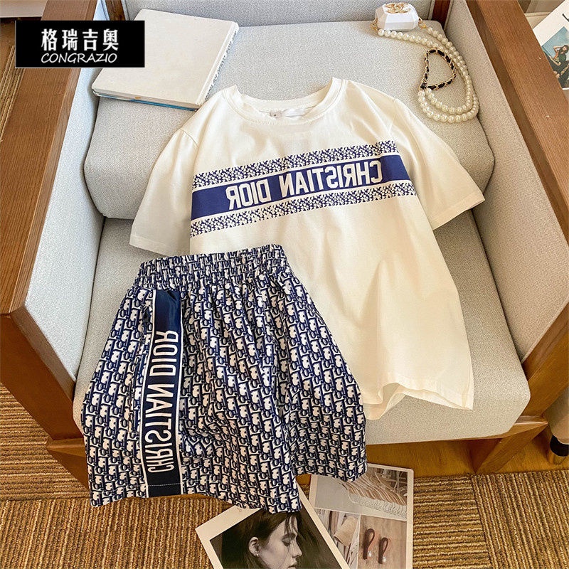 Set quần đùi và áo thun thể thao dáng rộng phong cách Hong Kong mùa hè đường phố thời trang cho nữ (Có bán lẻ áo thun)