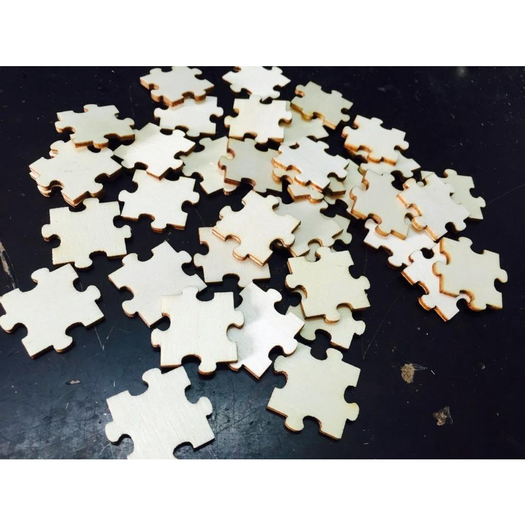 Set 50 Miếng Gỗ Nhiều Màu Sắc Dùng Để Trang Trí Đồ Thủ Công