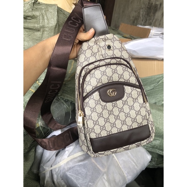 Túi đeo chéo/ đeo ngực cho nam/ nữ hàng QC full logo