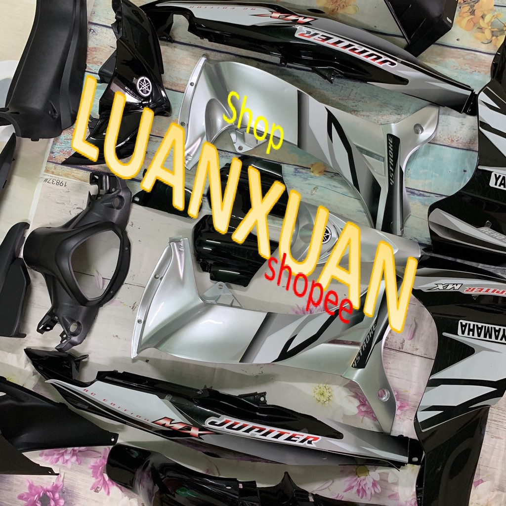 Bộ dàn áo xe JUPITER MX màu đen bạc ,vỏ nhựa jupiter gravita TẶNG KÈM TEM ,nhựa nguyên sinh loại 1
