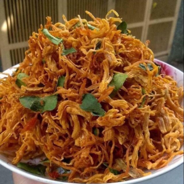 Khô Gà Lá Chanh Loại 1 Siêu Ngon (Ngon - Đậm vị ) Hũ 300g và Hũ 500g - Đồ Ăn Vặt Nhà Làm | BigBuy360 - bigbuy360.vn