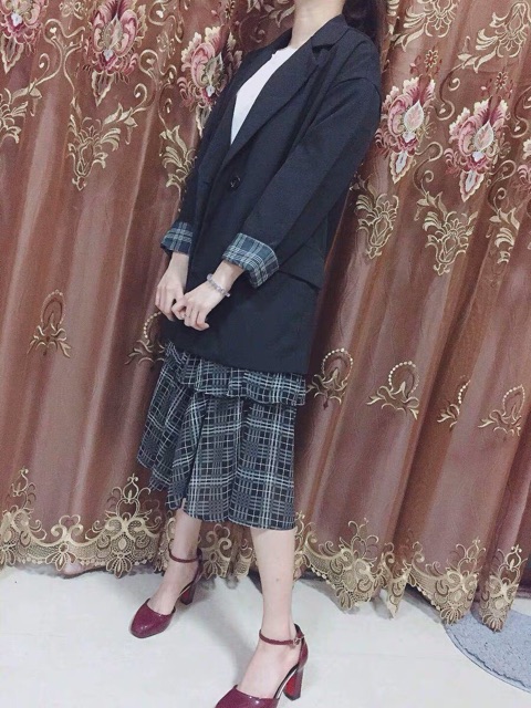 [ HÀNG KHÔNG SẴN ] Áo blazer tay lật kẻ | BigBuy360 - bigbuy360.vn