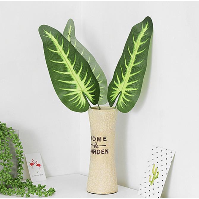 Set 5 Nhánh Lá Cây Nhân Tạo Dùng Để Trang Trí Nội Thất
