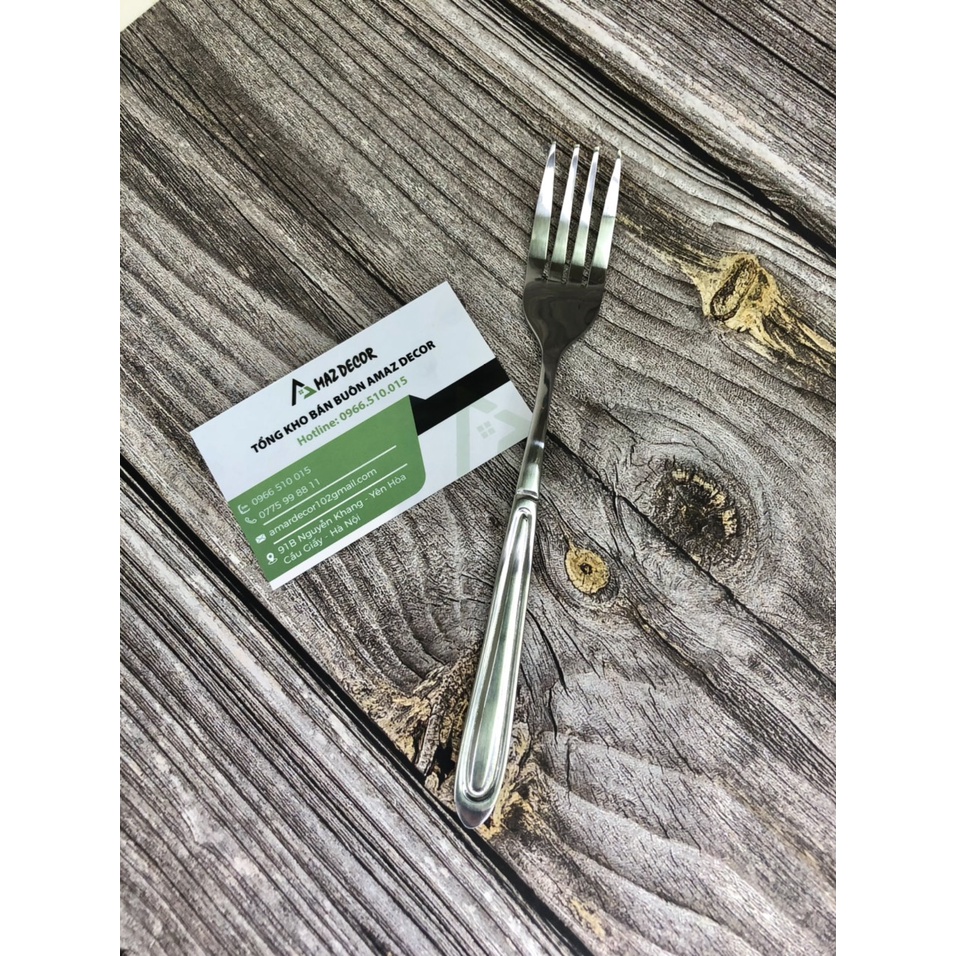 Dĩa inox 8823 bít tết đồ Âu kiểu dáng sang trọng mang phong cách hiện đại dày bền đẹp tiện lợi