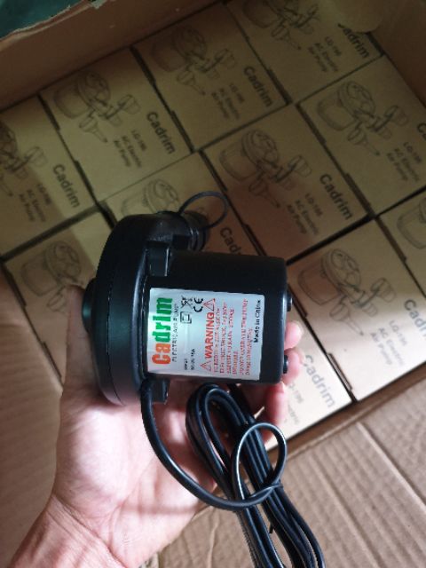 Máy bơm hơi Mini 12v LQ 196 dùng bơm đệm hơi, bể bơi..