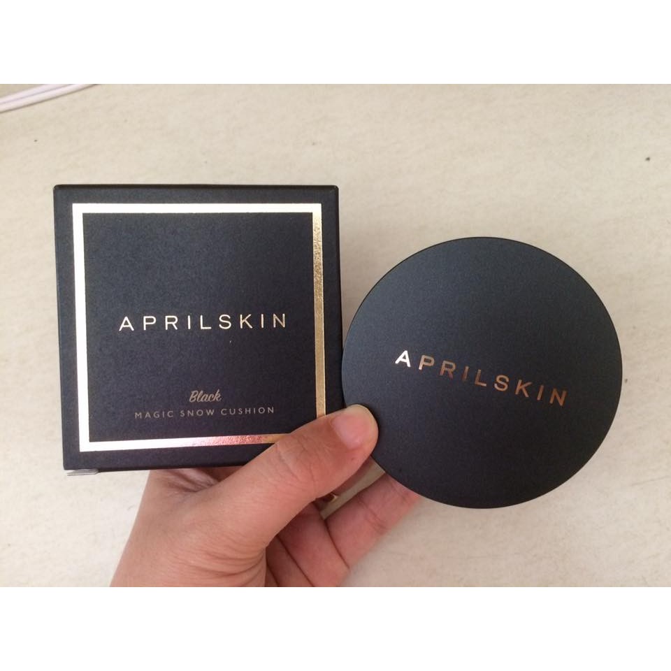 Phấn nước April Skin Black Magic Snow Cushion