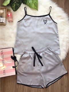 Bộ đồ ngủ lụa satin