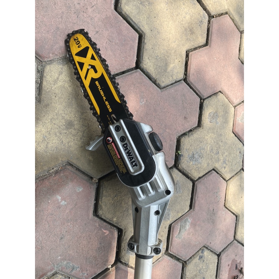 THÂN MÁY CƯA XÍCH TRÊN CAO DEWALT 20V DCPS620
