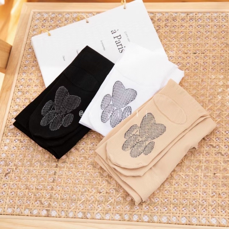 Quần tất chống trượt cho bé yêu đi múa