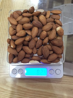 Hạnh nhân Úc