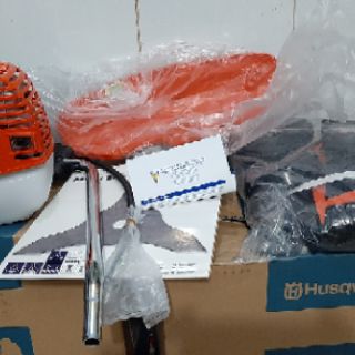 MÁY CẮT CỎ HUSQVARNA 226R