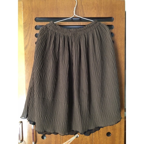 Chân váy xòe mua 1 được 2