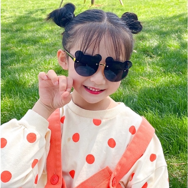 Kính mát chống tia UV hình chú gấu đáng yêu cho bé