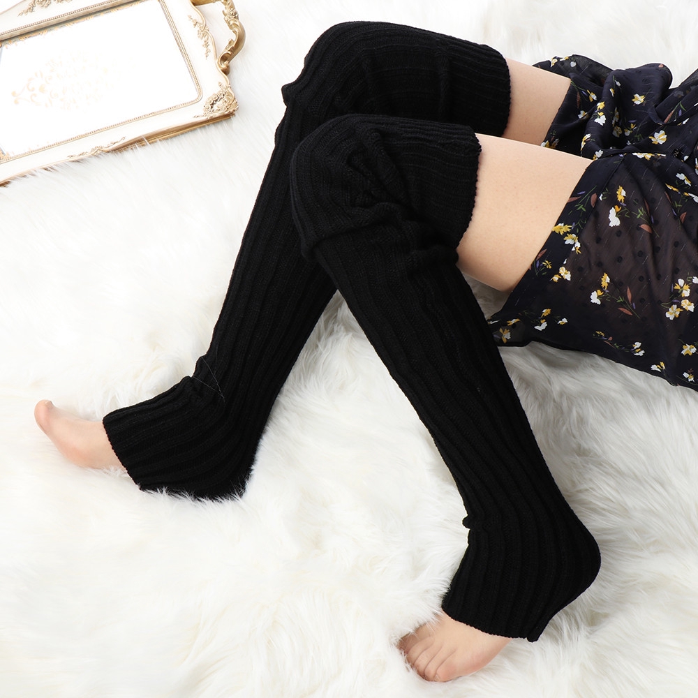 Cặp vớ giữ ấm chân phong cách Giáng Sinh