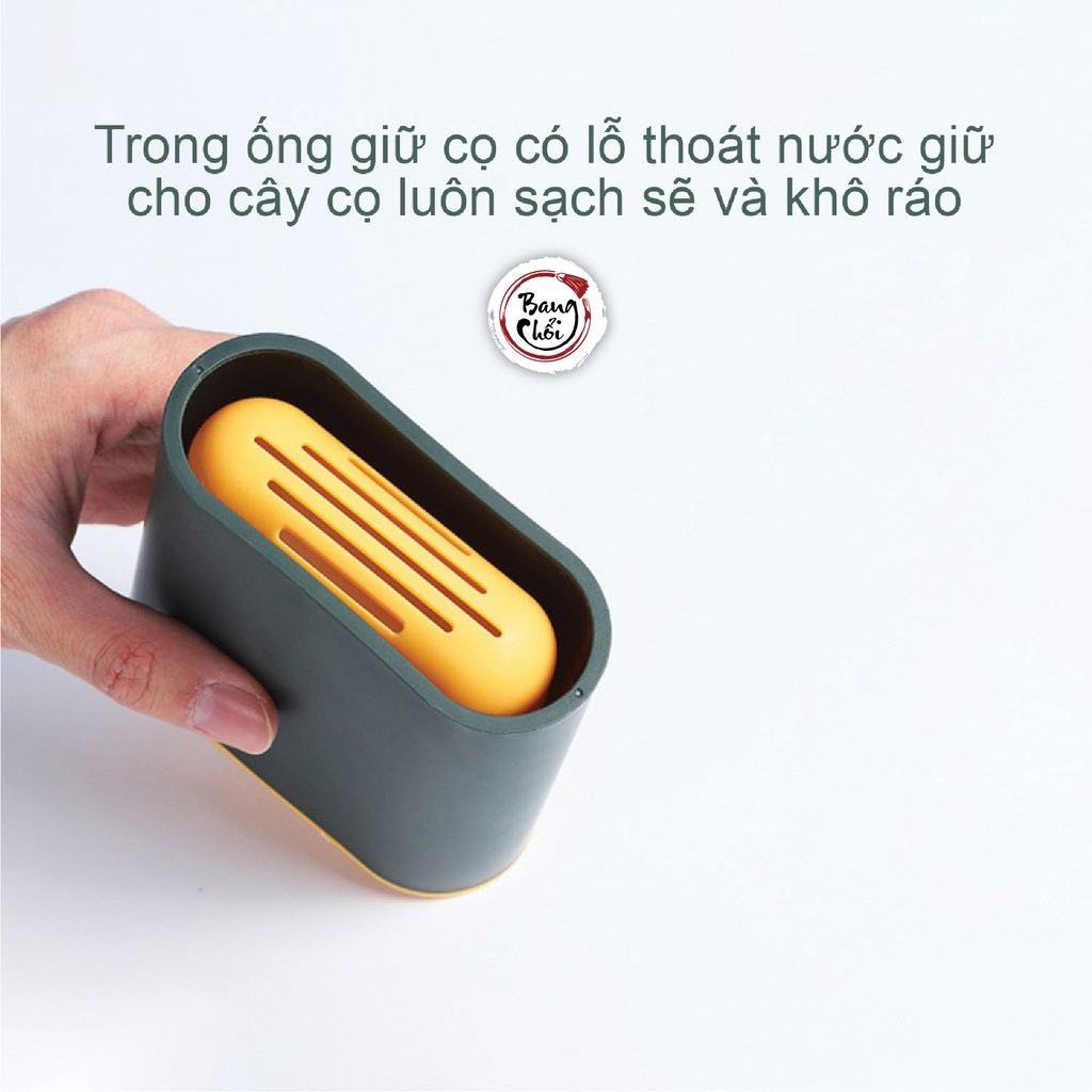 Chổi cọ rửa nhà vệ sinh, đầu chổi làm bằng chất liệu cao su cao cấp mềm dẻo, dễ dàng làm sạch vết bẩn