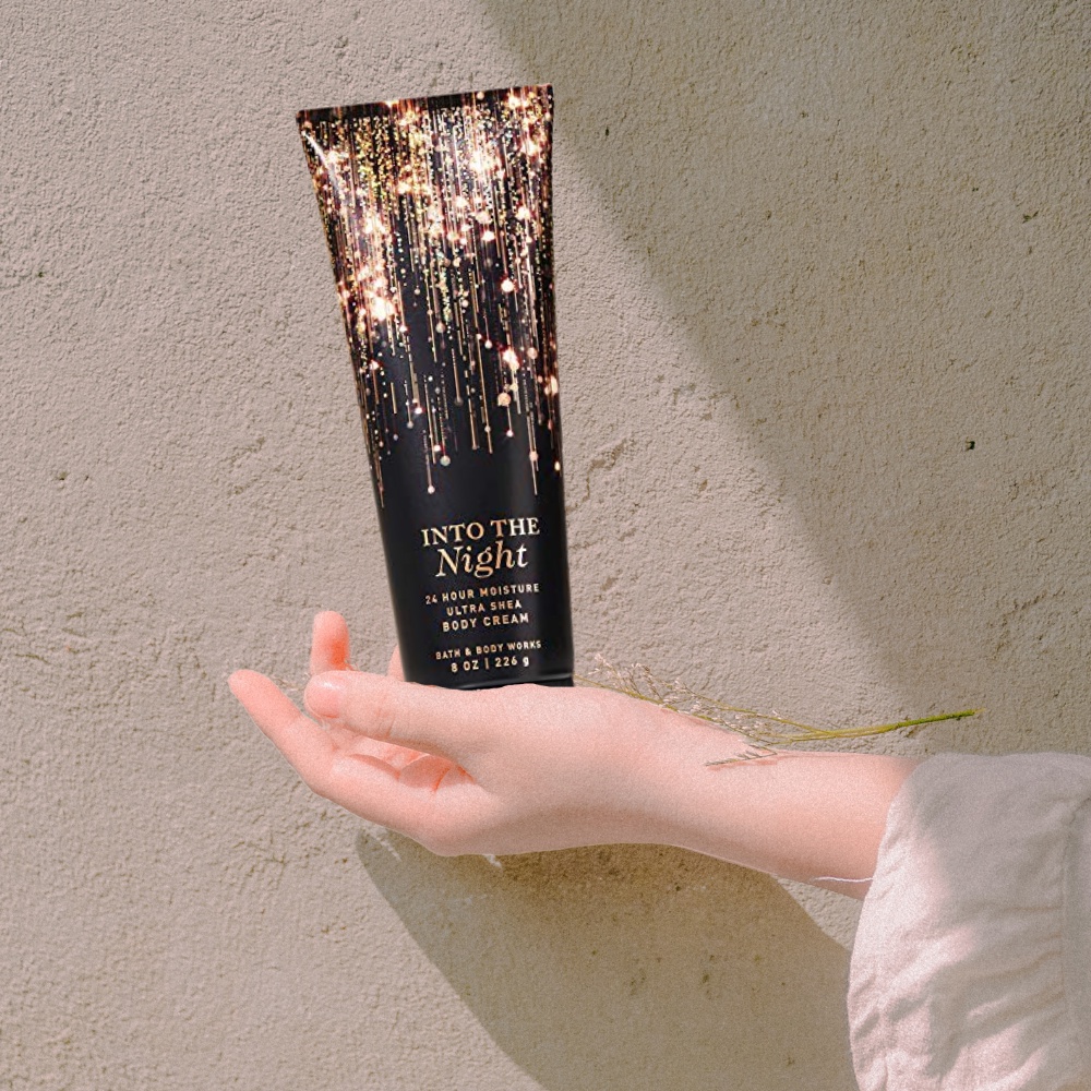 Kem Dưỡng Da Bath & Body Works Into The Night 226ml