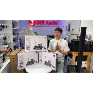 Micro không dây JBL VM200