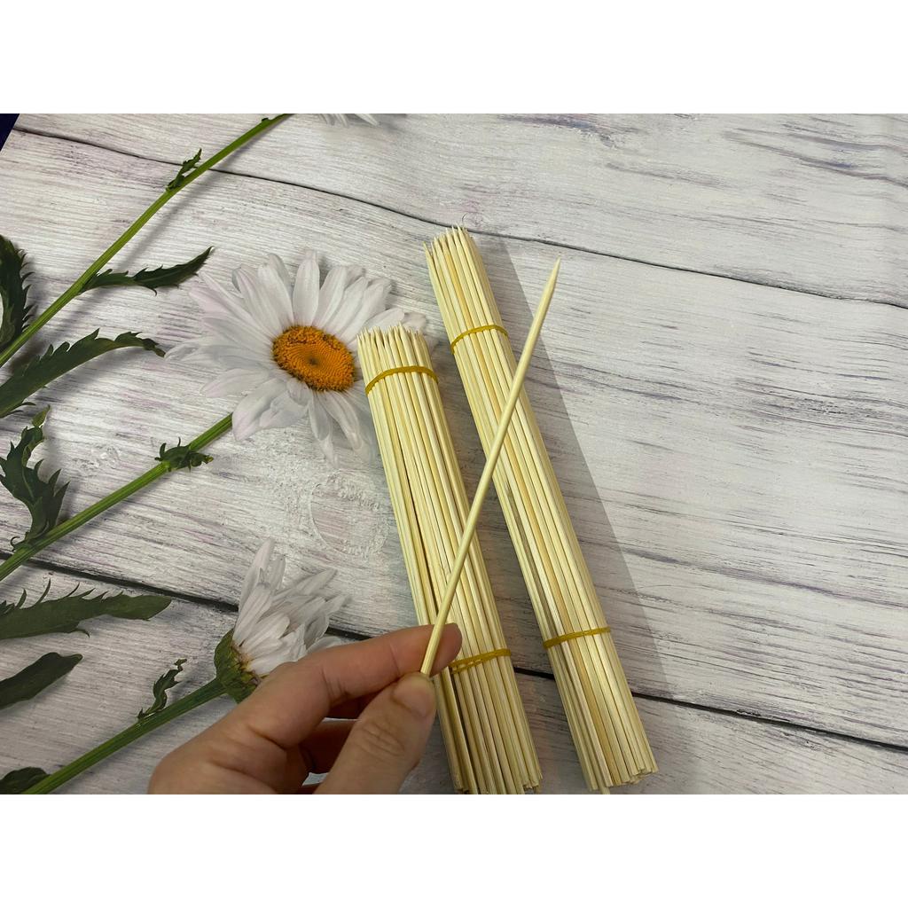 100gr Que Tre Xiên Tre Dùng Để Cắm Hoa Sáp Hoa Lụa Bó Hoa Quả An Toàn Tiết Kiệm - Pk2026