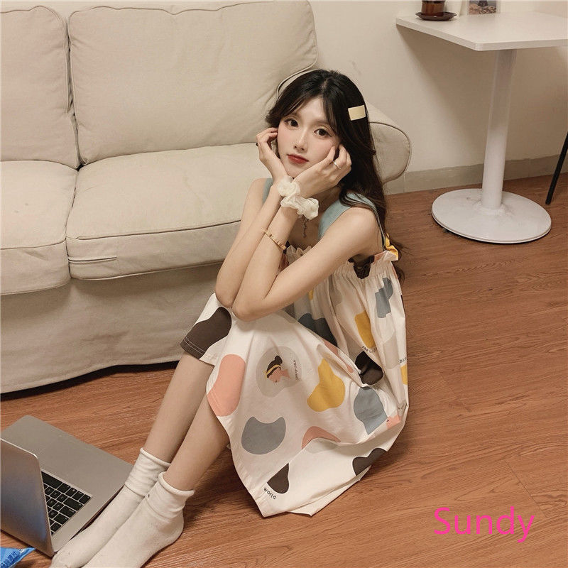 Set đồ ngủ Hai Dây Và Áo Choàng Họa Tiết Hoa Quyến Rũ Dành Cho Nữ