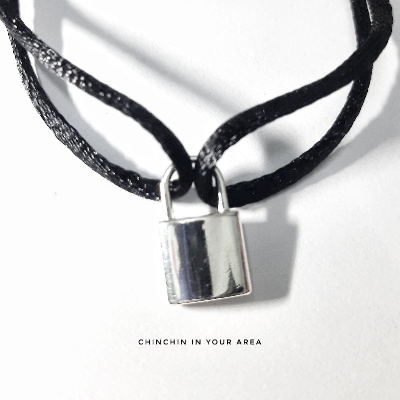 Vòng tay ổ khóa Cheap Moment Kim Taehyung