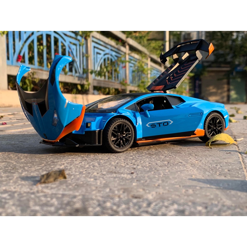 Xe mô hình sắt Lamborghini Huracan STO TẶNG KÈM BIỂN SỐ tỉ lệ 1:24 hãng Jinlifang 3 màu