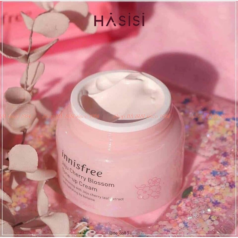 Kem Dưỡng Trắng Nâng Tone Da INNISFREE JEJU CHERRY BLOSSOM TONE UP CREAM 50ML