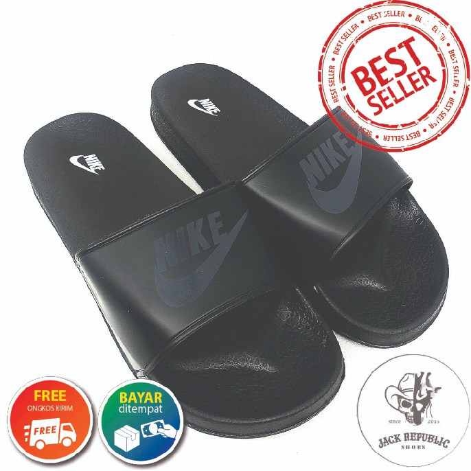 Giày Sandal Nike Benassi Swosh Màu Trắng Đen Năng Động Thời Trang