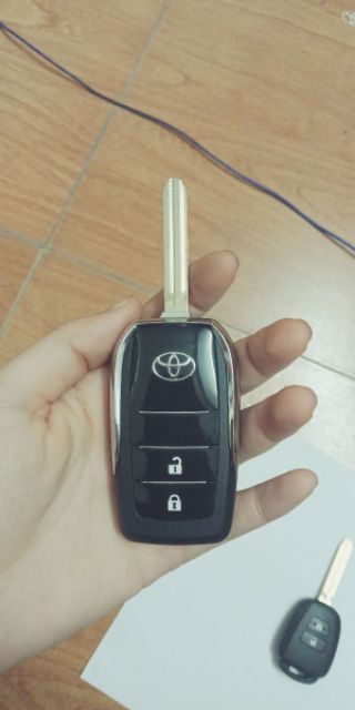 Vỏ độ chìa khoá gập Toyota Vios 2014-2017