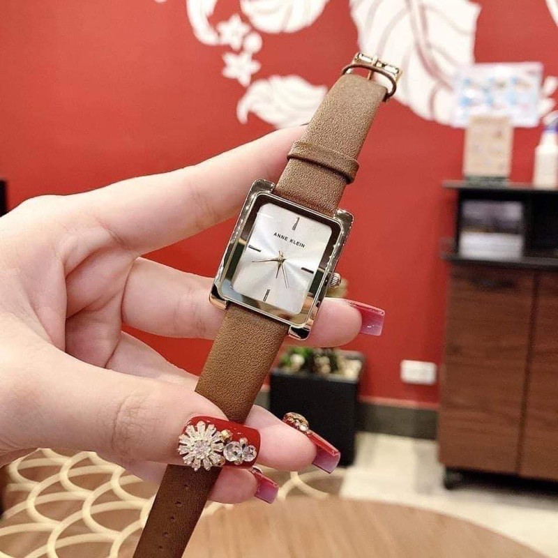 Đồng hồ nữ Anne Klein