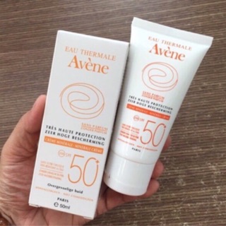 Kem chống nắng SPF 50+ cho da nhạy cảm Avene Very High Protection Mineral Lotion 50+ 50ml Pháp