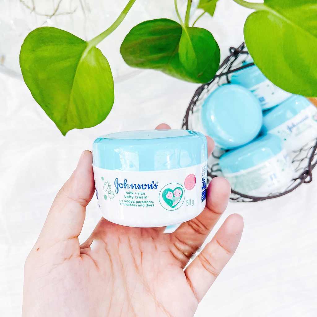 Kem Dưỡng Ẩm, Chống Nẻ Da Johnson's Baby Milk + Rice Cream 50g - Chiết Xuất Sữa Gạo Johnson