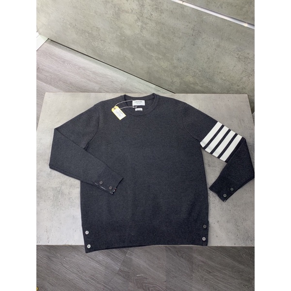 Áo len Thom Browne