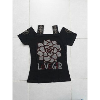 Áo trễ vai đính đá