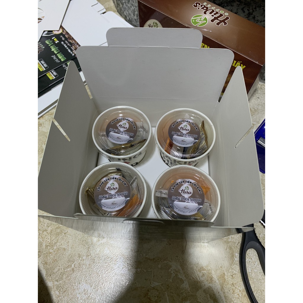 Hộp 4  ly CÀ PHÊ SỮA TIỆN LỢI 3 In 1 A & R SPECIALTY - HIVA'S COFFEE