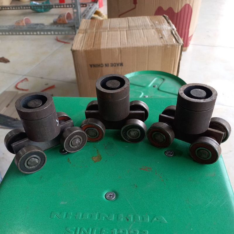 Bi treo cửa 4 bánh