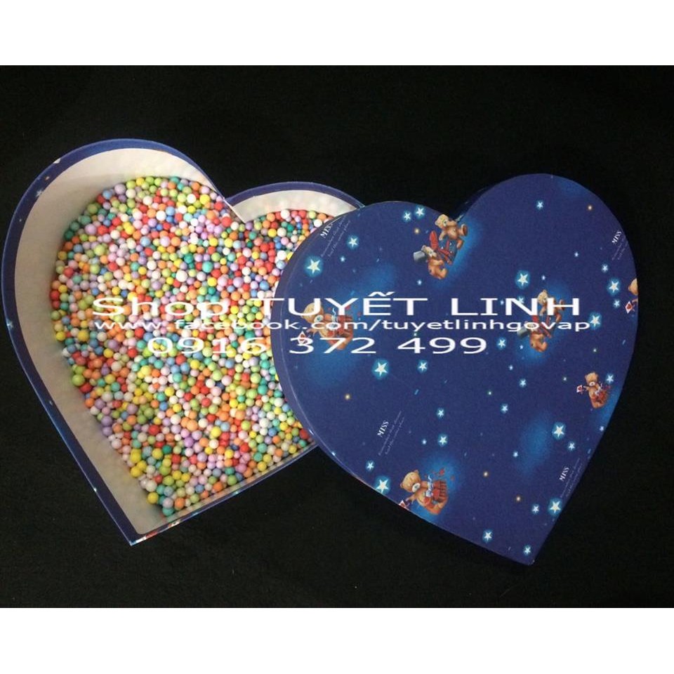 Hộp quà hình tim dk 25cm giấy in hình cute: 55k / hộp | BigBuy360 - bigbuy360.vn