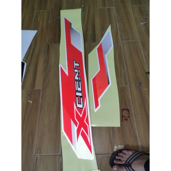 BỘ tem cửa HINO/ISUZU/HYUNDAI XCIENT/HUYNDAI TRAGO.
