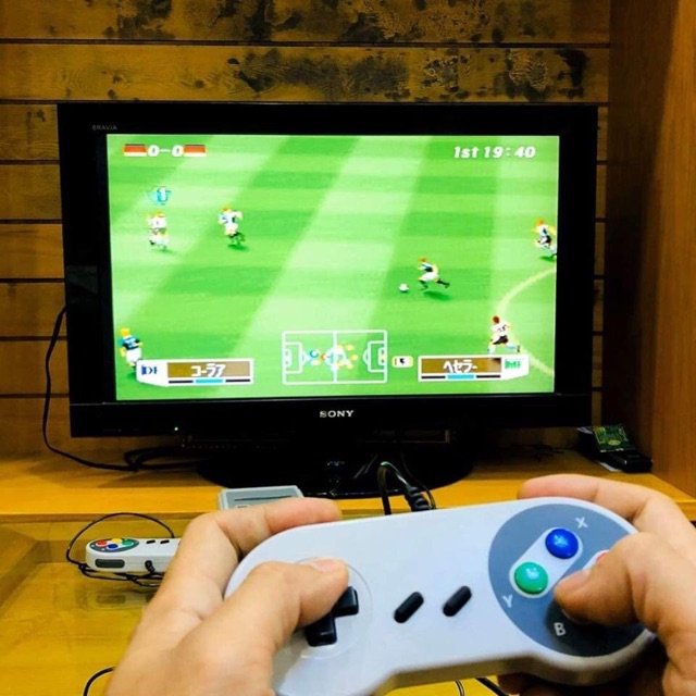 MÁY CHƠI GAME CẦM TAY HUYỀN THOẠI