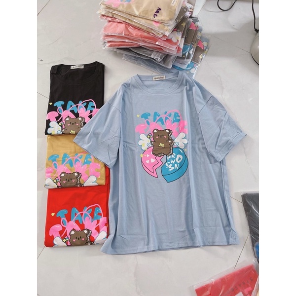 Áo thun form rộng oversize thêu