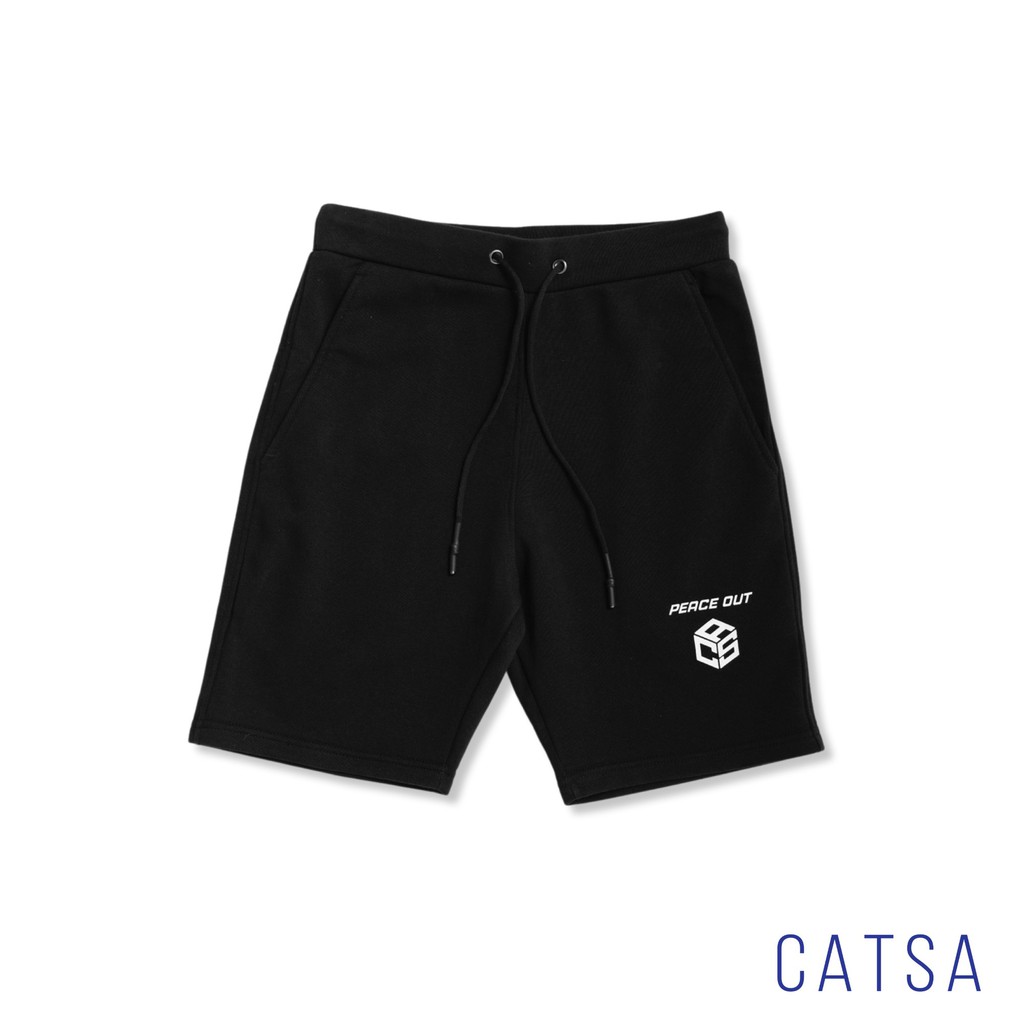 CATSA Quần lửng thun đen in logo chất liệu thun mặc thoải mái, năng động QSJ045