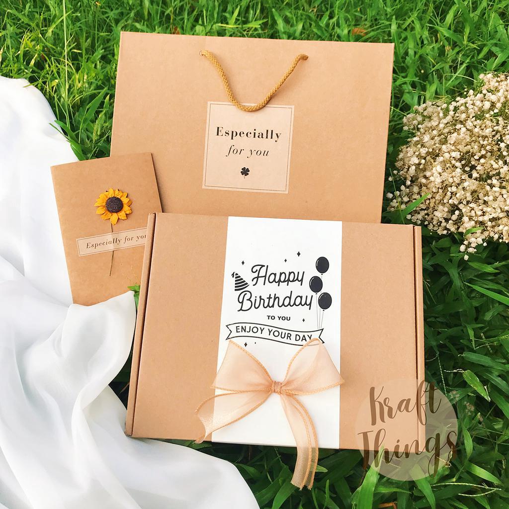 COMBO Hộp quà + túi + thiệp + rơm vintage nhiều chủ đề cỡ nhỏ 20x15x6cm CB2 Kraft Things