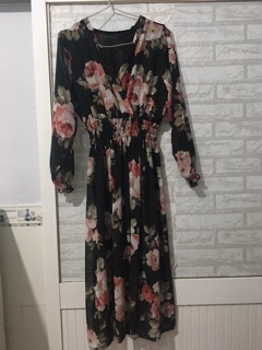 Đầm maxi siêu xinh ( kéo qua xem nhiều kiểu)