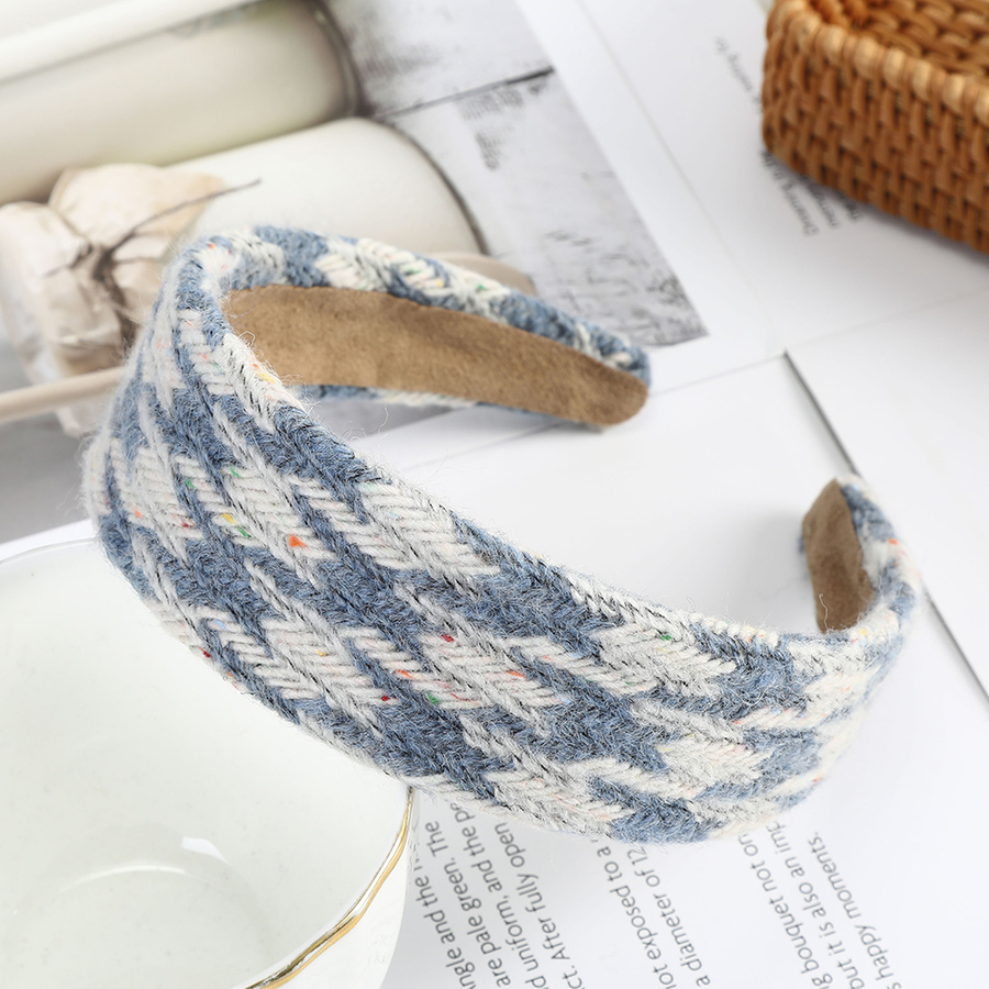 Cài tóc làm bằng len họa tiết caro phong cách thời trang Hàn dành cho phái đẹp