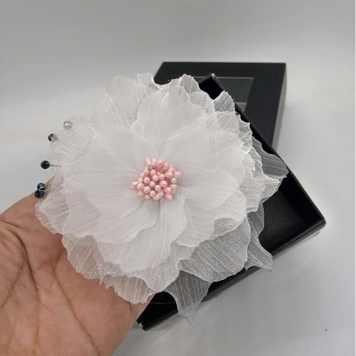 Hoa cài áo váy vải tơ xước cao cấp