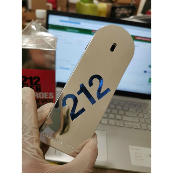 Hàng mới 2021] Nước hoa Vial Carolina Herrera 212 Heroes For Men