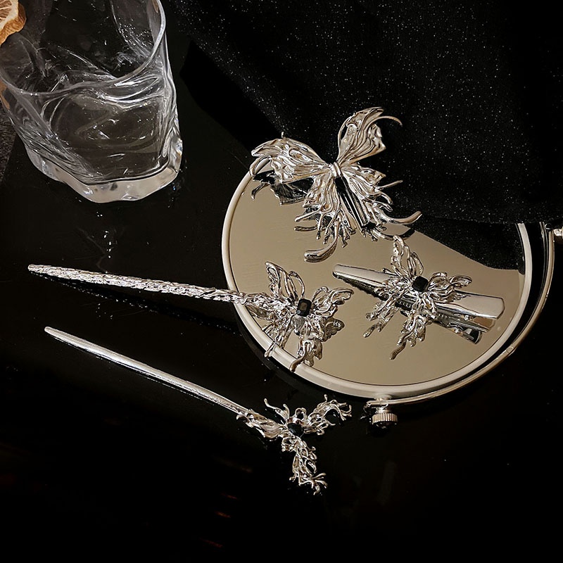 Kẹp Tóc Hình Bướm Màu Bạc Thiết Kế Mới Thời Trang Theo Phong Cách Hàn Quốc Cho Nữ